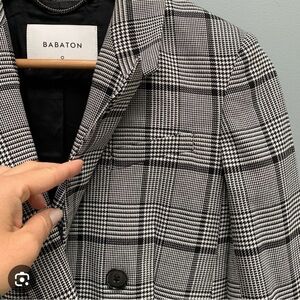 Aritzia Babaton Samuel Blazer in Houndstooth size 4, very good condition.